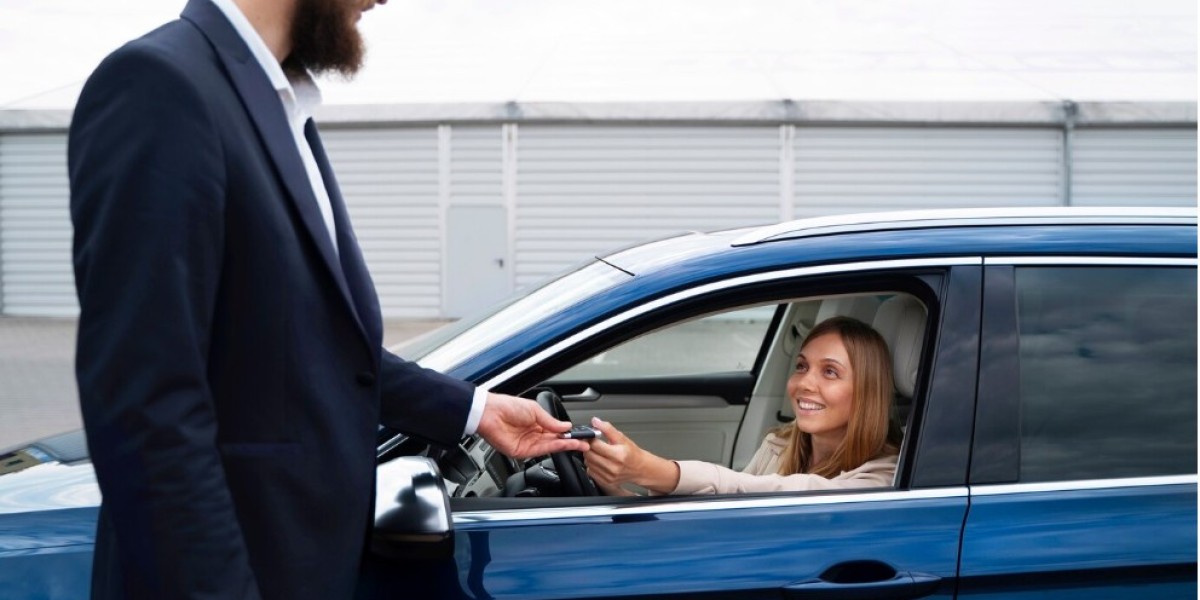 Why Chauffeur Services Are the Best Option for Birmingham Airport Transfers