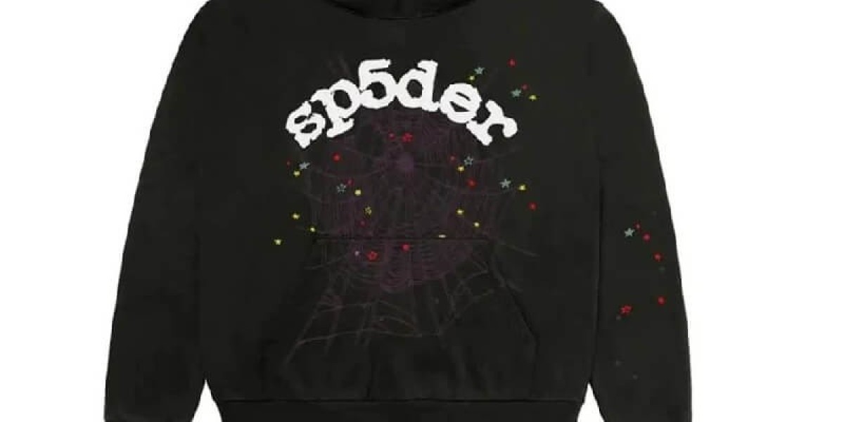 Sp5der Clothing: The Bold New Voice in Streetwear Culture