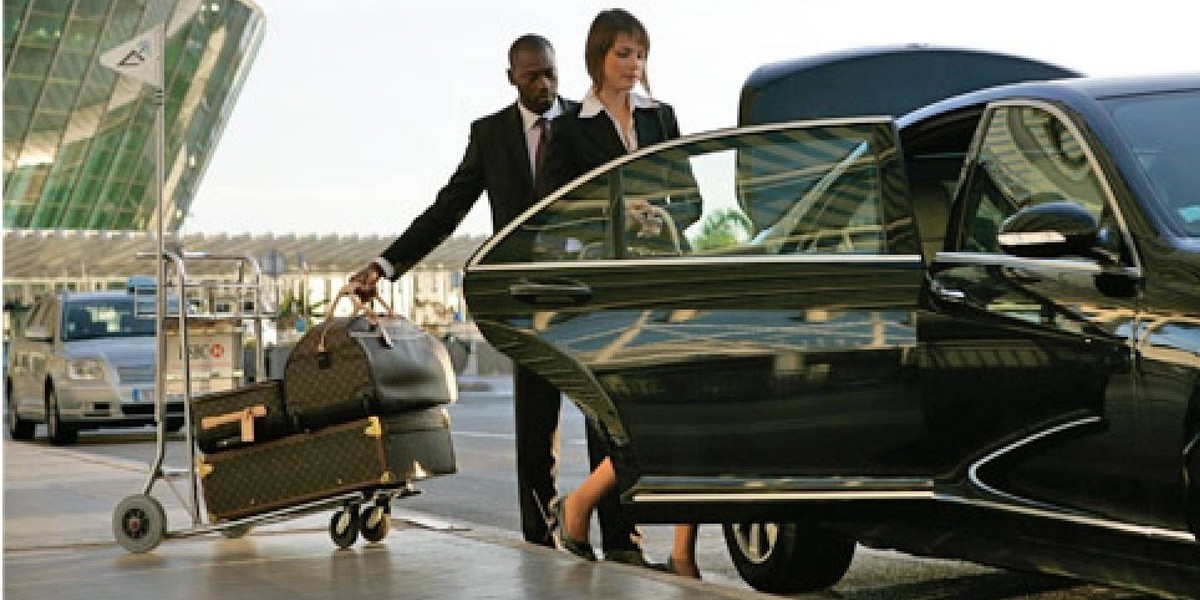Seamless Travel: Stratford to Stansted Airport Made Easy