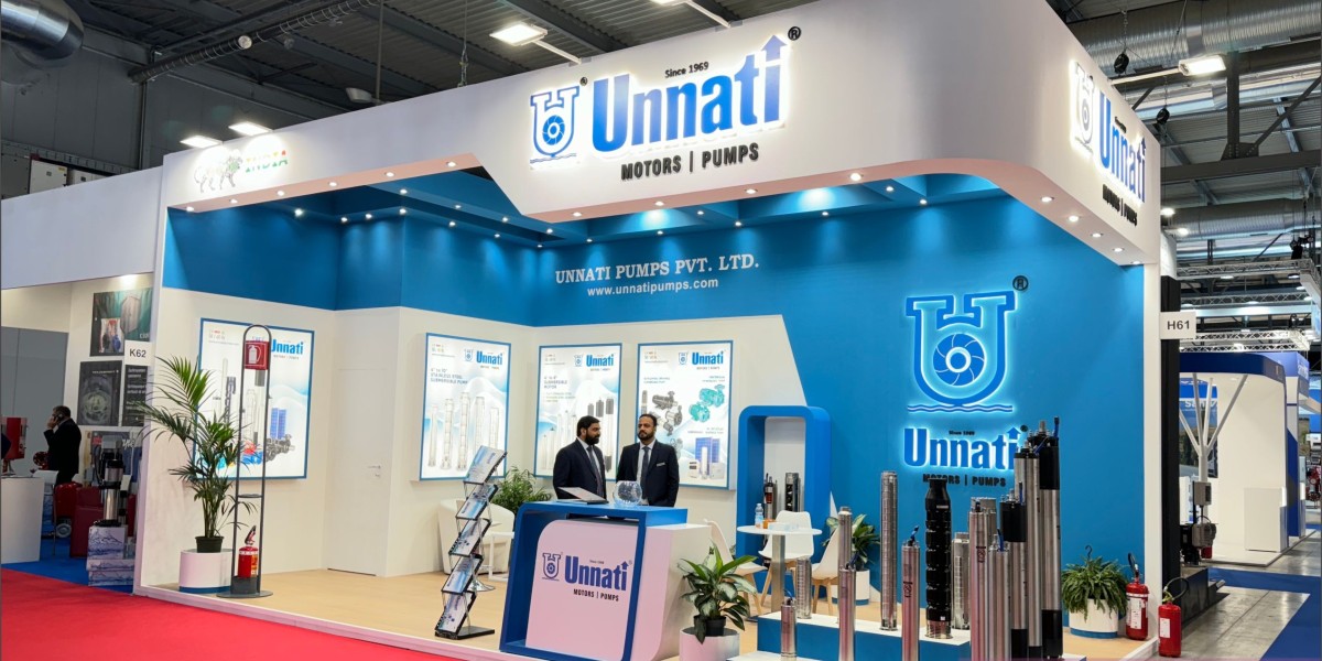 Expo Stand Builders vs Exhibition Contractors: What’s the Difference?