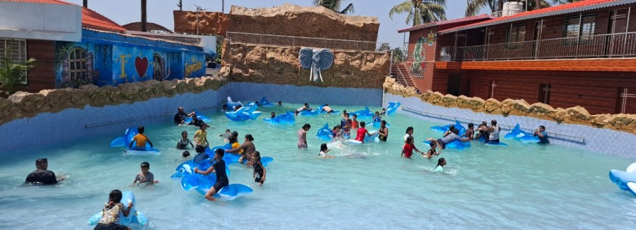 Superstar Water Park Cover Image