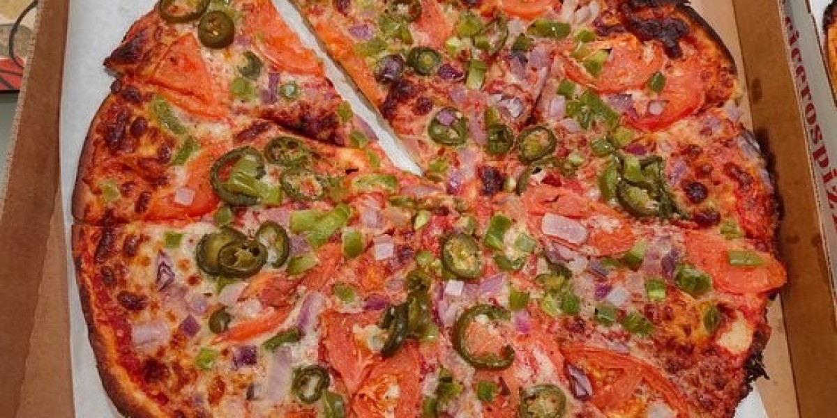 Looking for the Best Pizza in Marin? Your Slice of Heaven Awaits