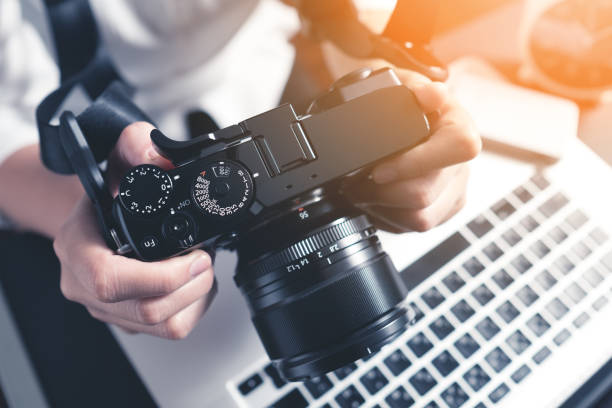How Professional Photography Captures Emotions That Filters Can’t – Writoka