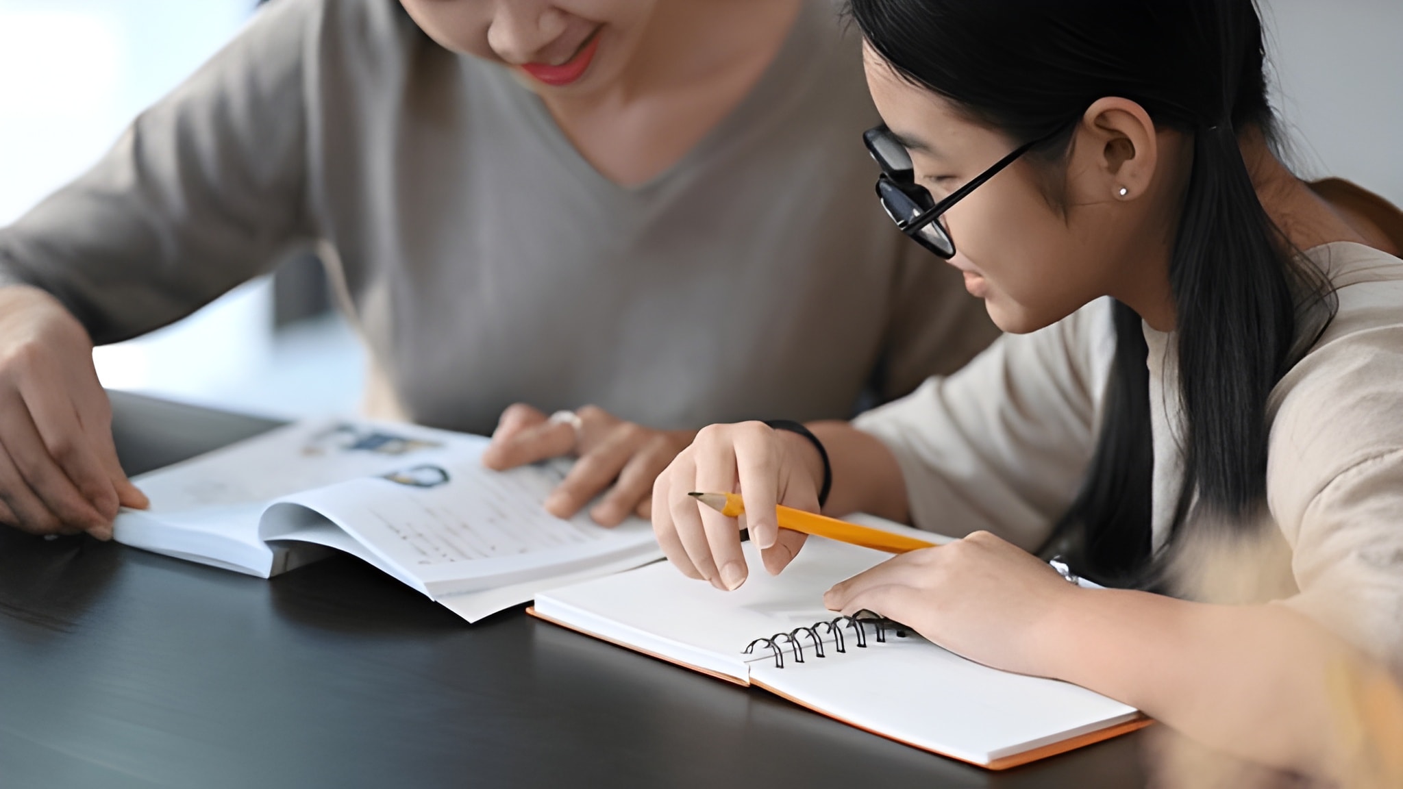 10 Signs Your Child Needs a Private Tutor Right Now – Writoka