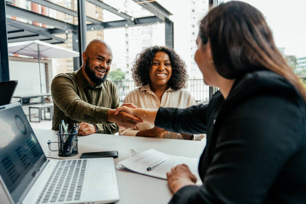 Can a Financial Consultant Help with Debt Problems? - Local Biz Record