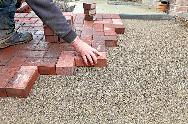 How a Paving Contractor Fixes Potholes Fast After Monsoon Rains? – Writoka