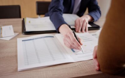 How Does a Financial Consultant Protect You from Market Crashes? – View Pen