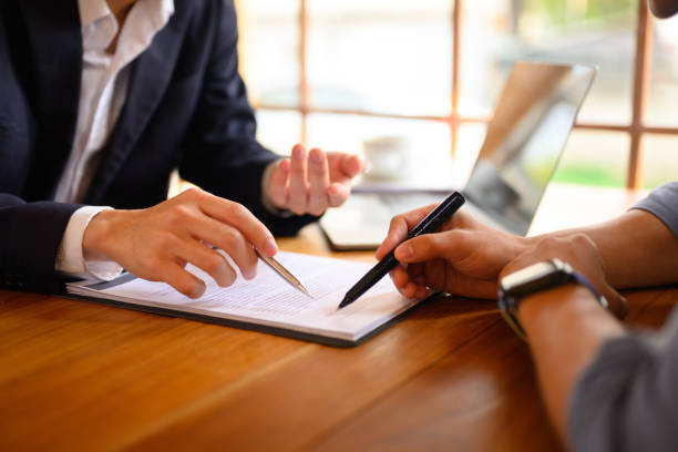 How Can an Insurance Broker Protect You from Hidden Policy Traps? – Writoka