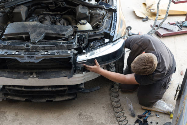 What Does An Auto Bodywork Mechanic Really Do?