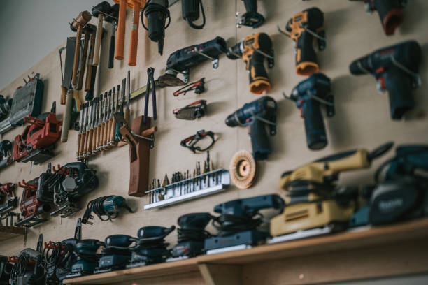 How a Handyman Fixes Common Electrical Installation Failures