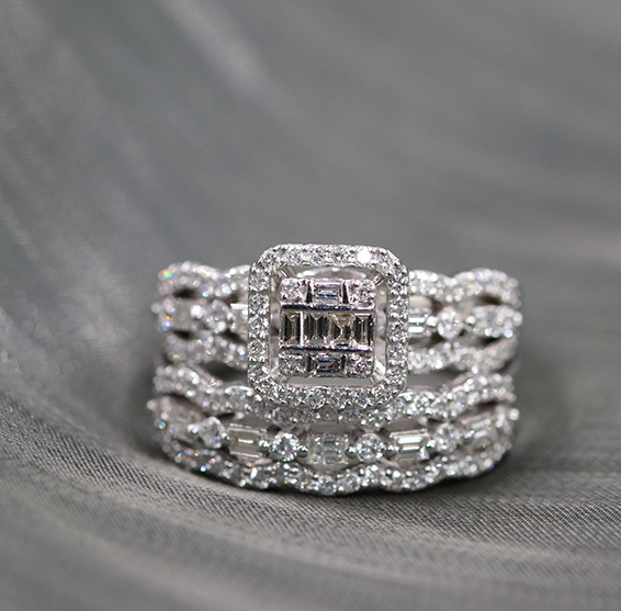 Lab Grown Diamond Engagement Rings: Benefits, Cost, and Quality Guide