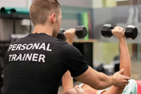 How a Personal Trainer Helps Busy People Stay Fit - London Connected