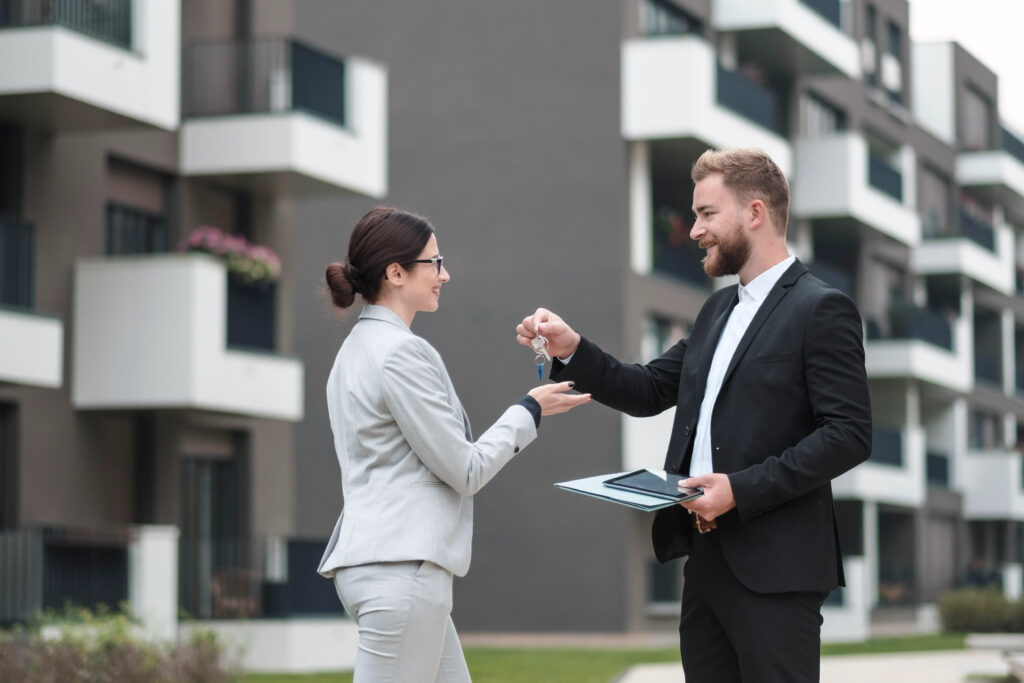 How a Real Estate Agent Handles Complicated Multi-Offer Situations - London Connected