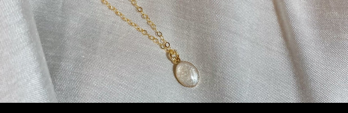 Petals and Keepsakes Cover Image